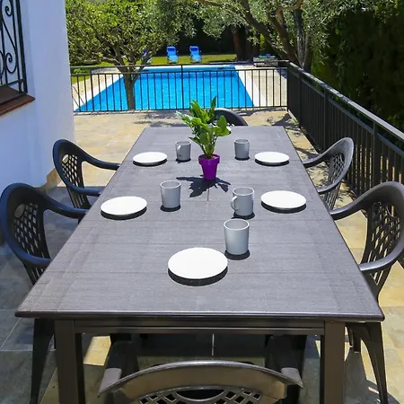 Adelfa Con Piscina Privada Planet Costa Dorada
